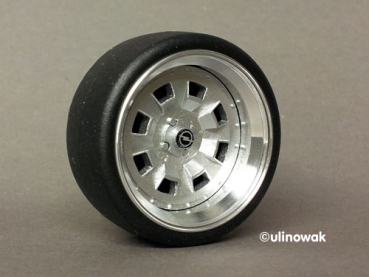 Preview: 15 Zoll Fuchsfelge 1:18