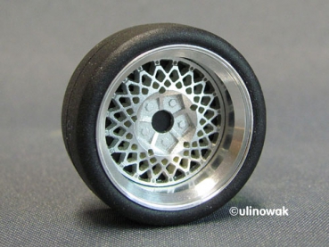 Preview: 99077-15 Alufelge 1:18 Ronal Racing Kreuzspeiche-Design 3-teilig