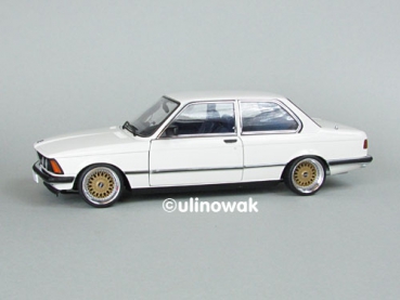 Preview: 57069-15 BMW 323 E21 Alufelge 1:18 BBS RS-Design 15 Zoll