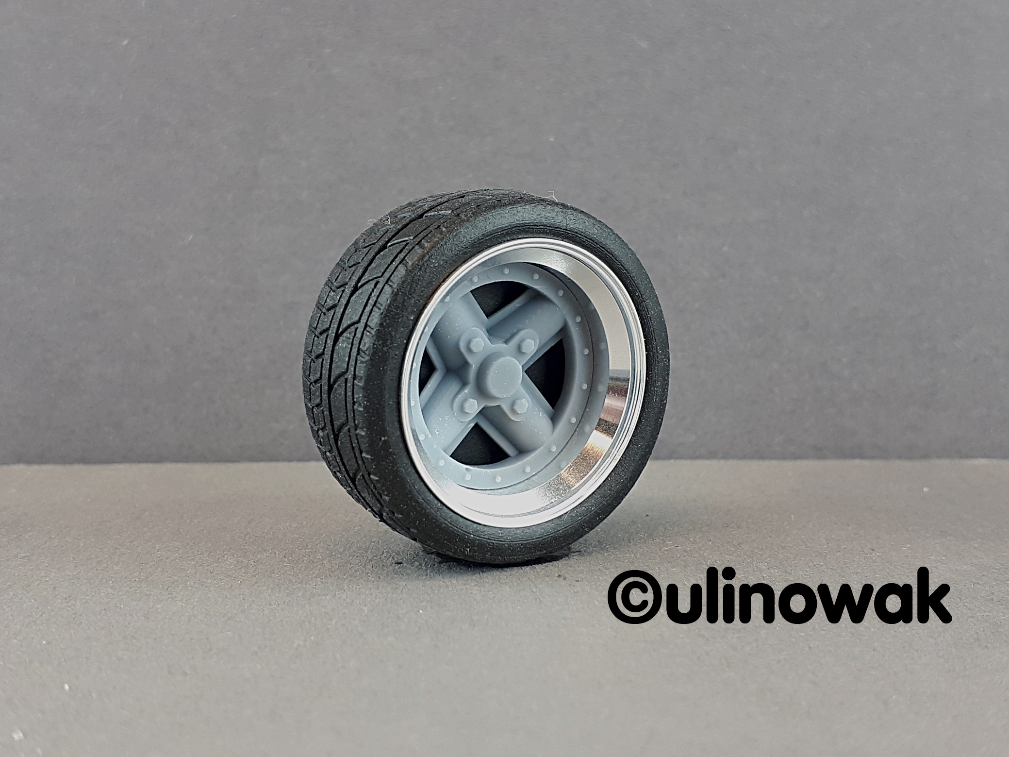 Modellbau-Nowak - 13 inch universal wheel and tire set revolution 