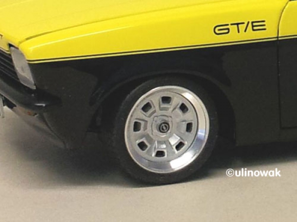 28032-13 Kadett C Alufelge 1:18 Fuchs-Design 13 Zoll
