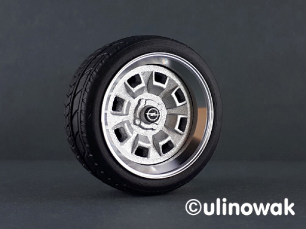 99032-13 Alufelge 1:18 Opel Fuchs-Design 13 Zoll uni