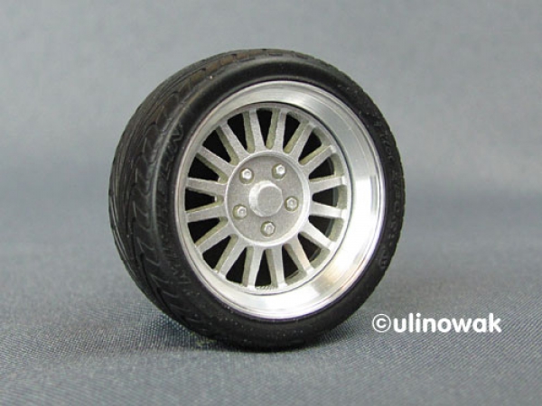 Modellbau-Nowak - Alufelge 1:18 Audi Ronal Speichen-Design 15 Zoll uni