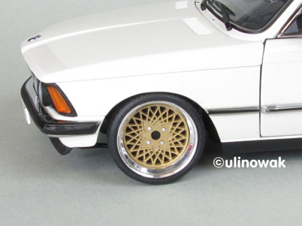 57096-15 BMW 323 E21 Alufelge 1:18 BBS E49-Design 15 Zoll