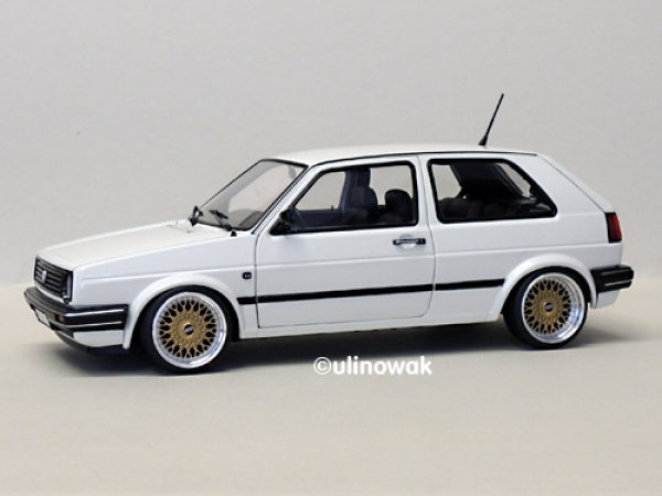 VW Golf 2 avec 16